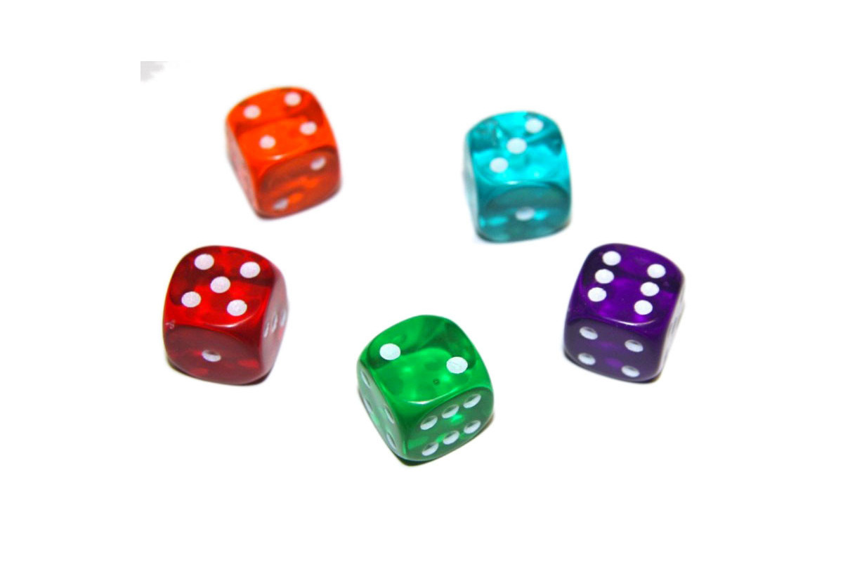 Pack de 6 dés 16mm translucides (5+1)