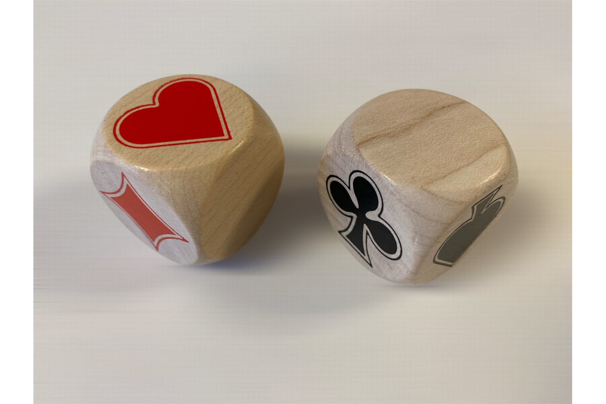 Dé d'atout en bois d'érable (dé belote)