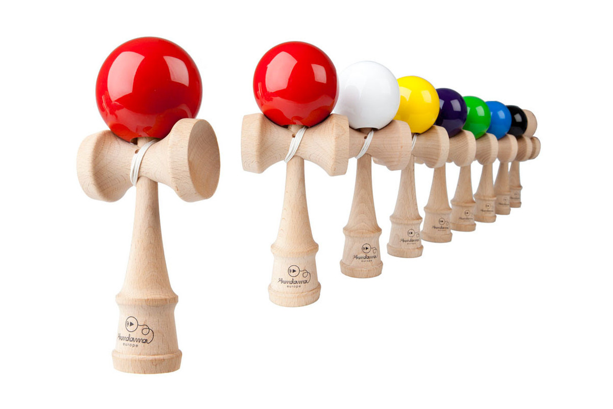 Kendama ROYAL red