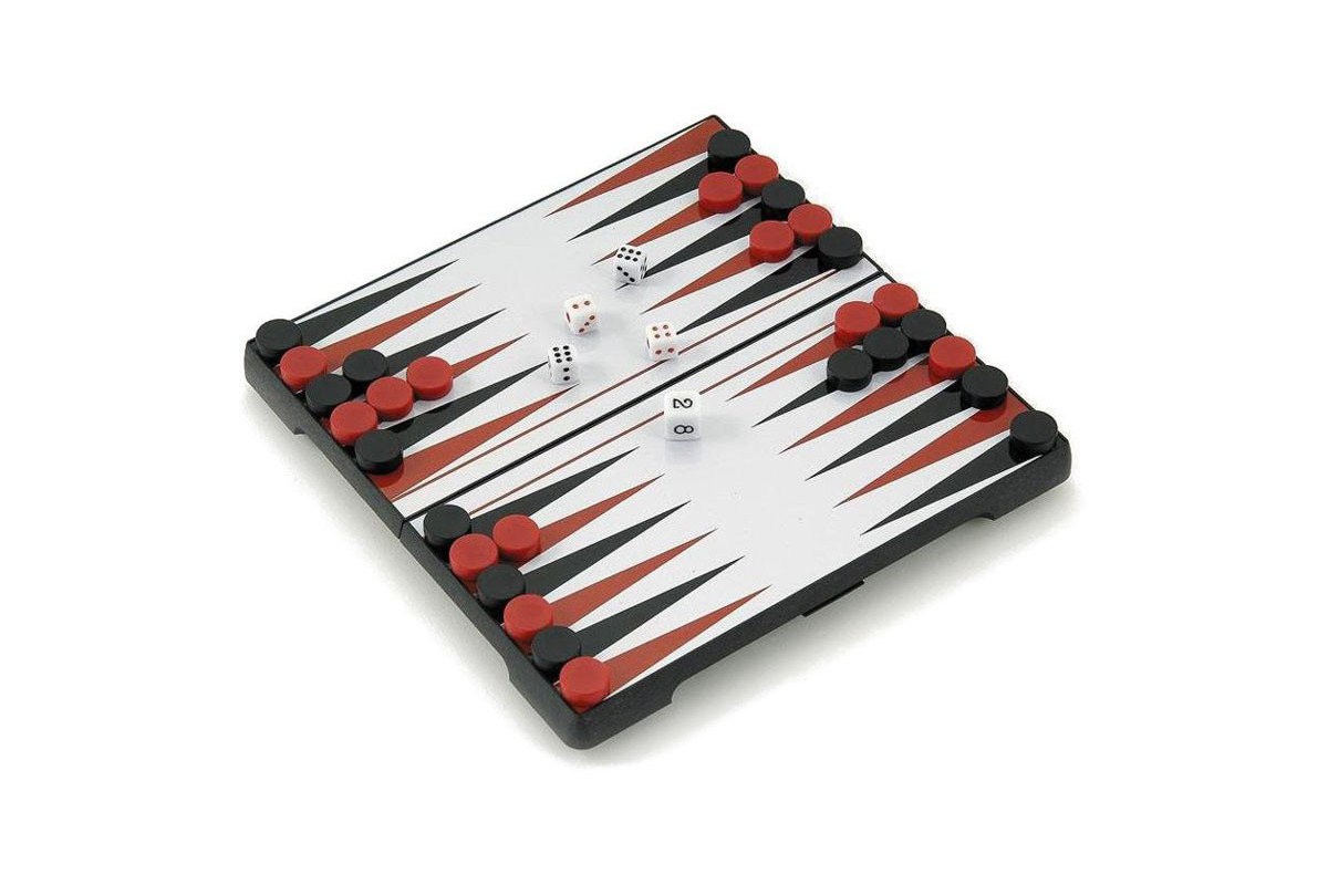 Petit backgammon magnétique