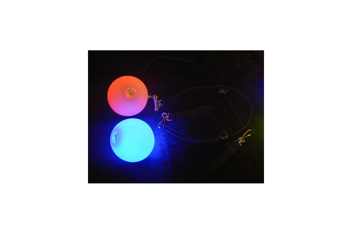 Bolas/Poï lumineuse + corde et poignée Light Up (l'unité, SANS LED)