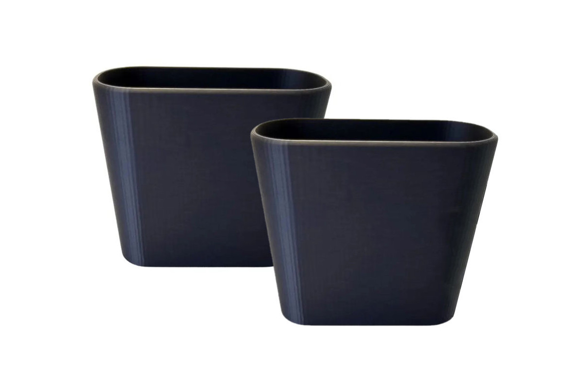 Paire de Gobelets de backgammon en plastique