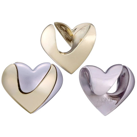 Cast Love - Hanayama Huzzle